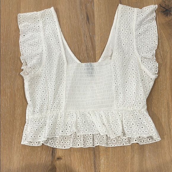 White Eyelet Lace Women's Top - Picture 6 of 7